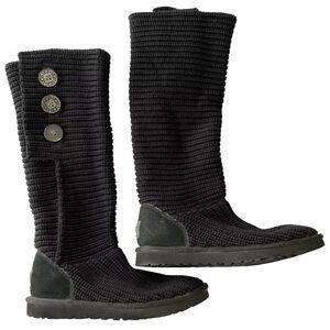 UGG boot s/n 5819  Black Cable Knit textile sheepskin size USA 8  s/n 5819